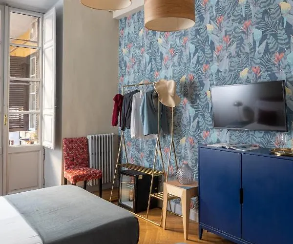 Otel Glance In